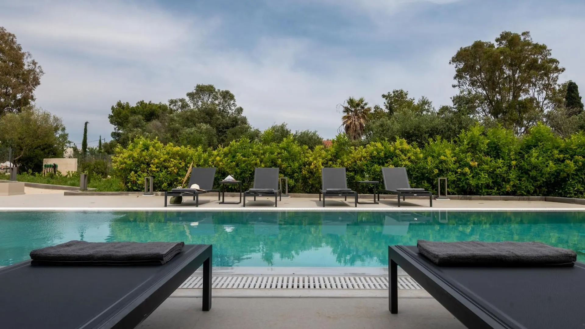 Alekos Beach Houses-Akrotiri Suites Kounopetra 0*,
