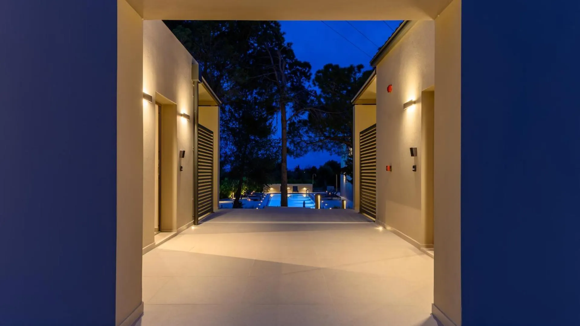 Alekos Beach Houses-Akrotiri Suites Kounopetra