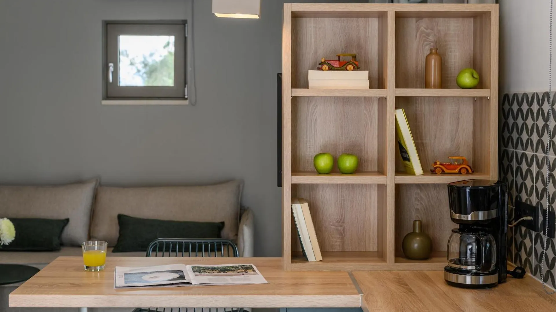 Alekos Beach Houses-Akrotiri Suites Kounopetra