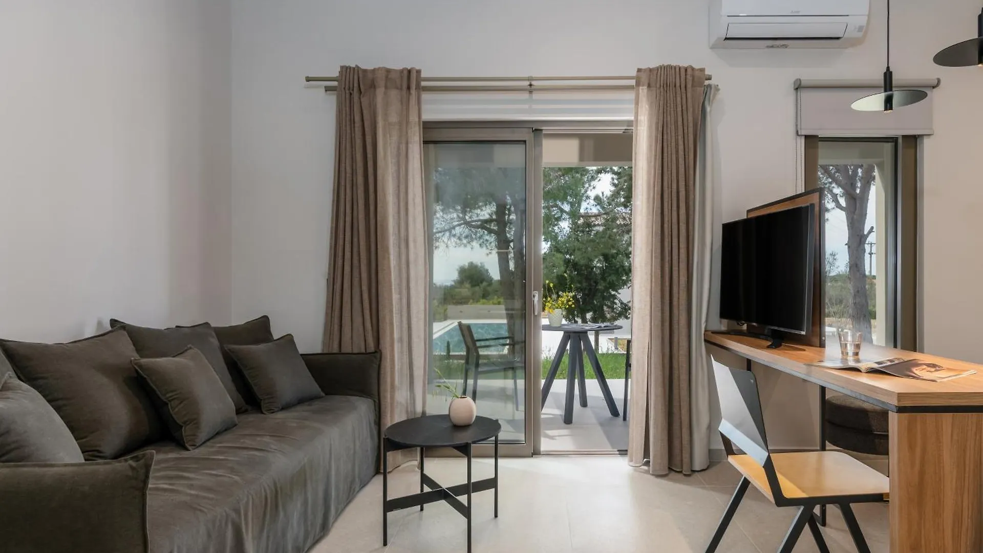 Alekos Beach Houses-Akrotiri Suites Kounopetra Apartment