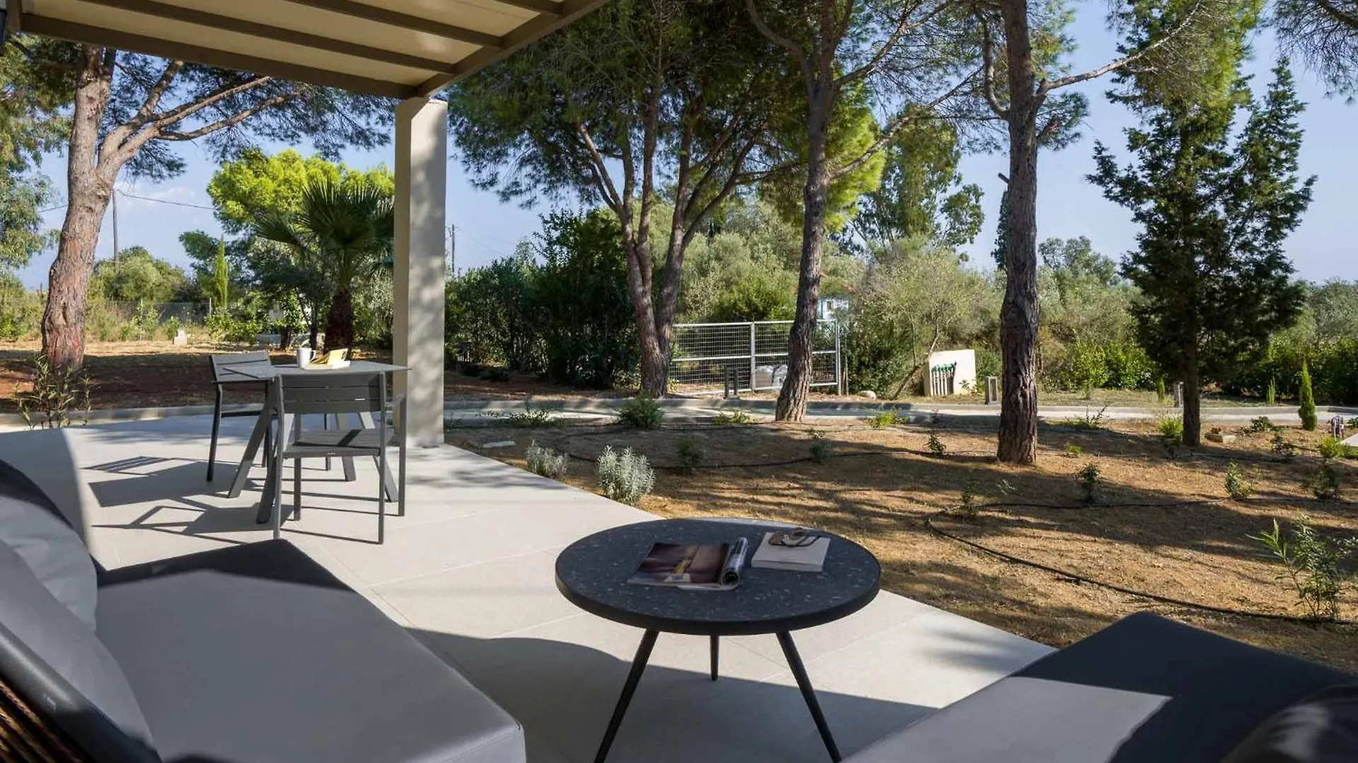 Alekos Beach Houses-Akrotiri Suites Kounopetra Apartment