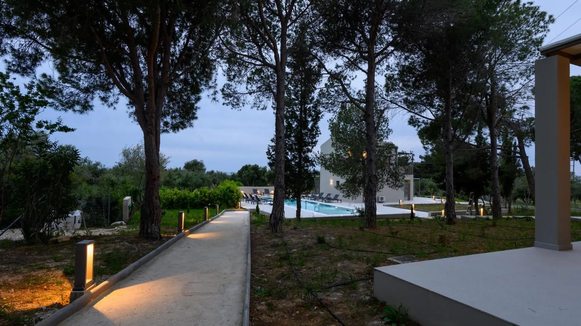 Alekos Beach Houses-Akrotiri Suites Kounopetra Grecia